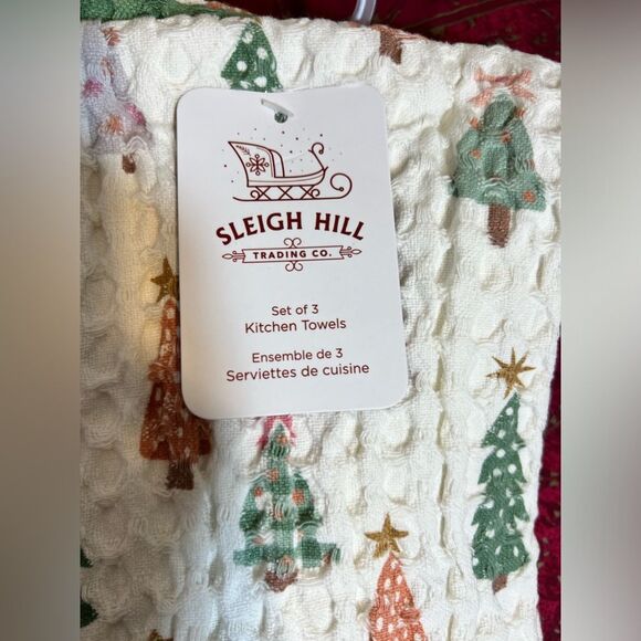 Holiday Kitchen towels set/3 by Sleigh Hill
Waffle vintage design solid& print - Picture 2 of 3